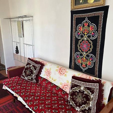 Hostel Tasmin Mexr Samarkand Buitenkant foto