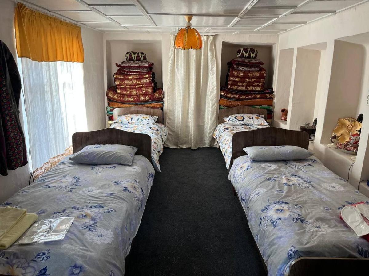 Hostel Tasmin Mexr Samarkand Buitenkant foto